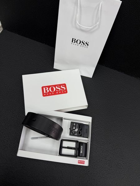 Мужской подарочный набор HUGO BOSS ремень с двумя пряжками из натуральной кожи Черный 219 фото