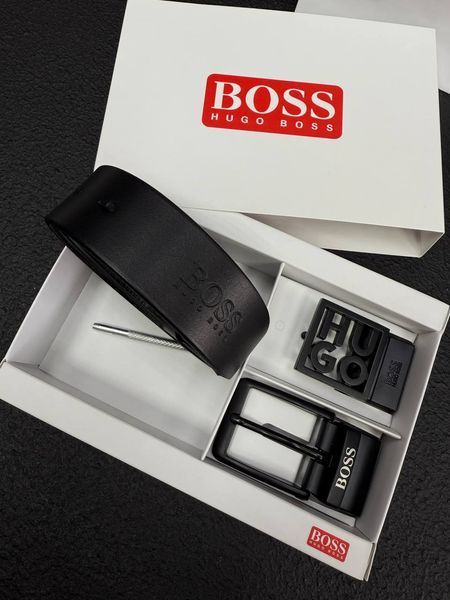 Мужской подарочный набор HUGO BOSS ремень с двумя пряжками из натуральной кожи Черный 219 фото