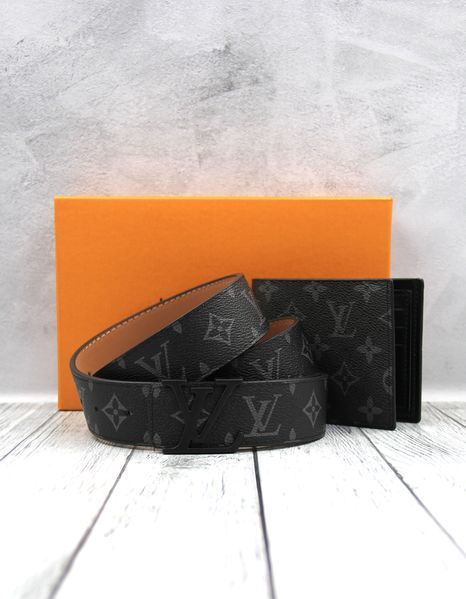 Чоловічий подарунковий набір Louis Vuitton ремінь гаманец нб10 фото